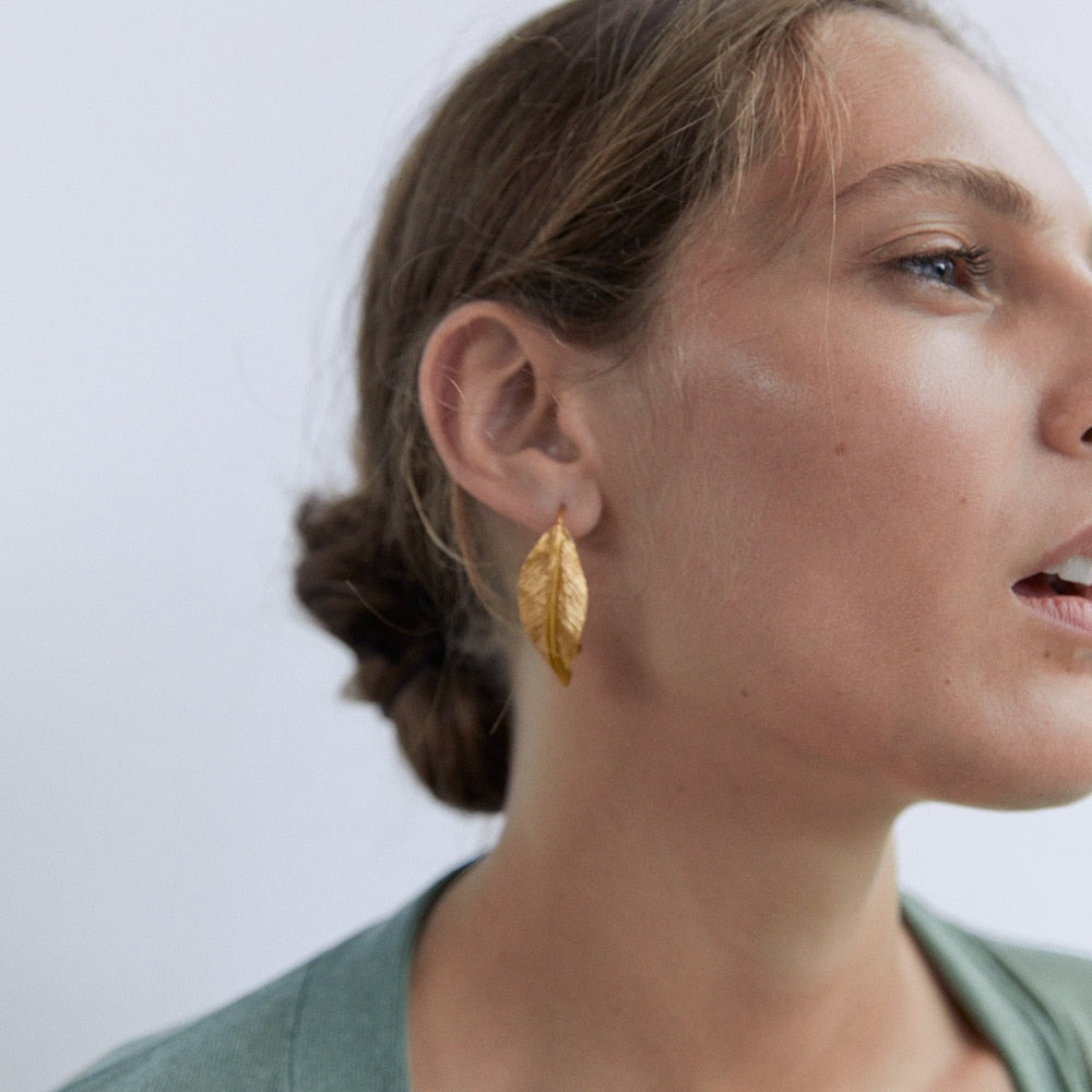 Pendientes Hoja Luks Chapados en Oro de 18K